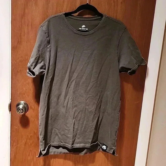 Nike green tee L - Picture 1 of 4